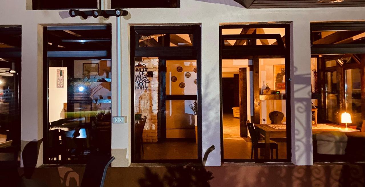 ホテル Casa Pisica Noastra ブレアザ エクステリア 写真